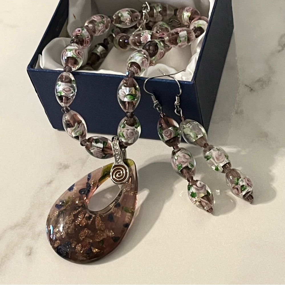 Murano Artisan Glass Necklace and Earrings Set